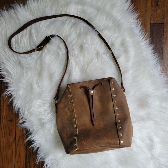 Howl + Hide Supply Crossbody Bag - Picture 1 of 5